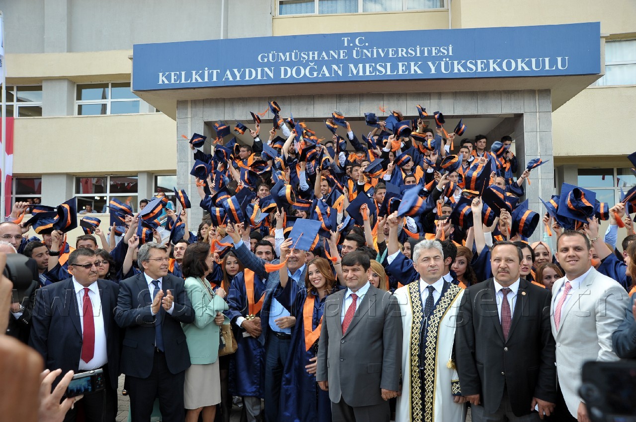 Kelkit Aydın Doğan MYO'da Mezuniyet Töreni 1