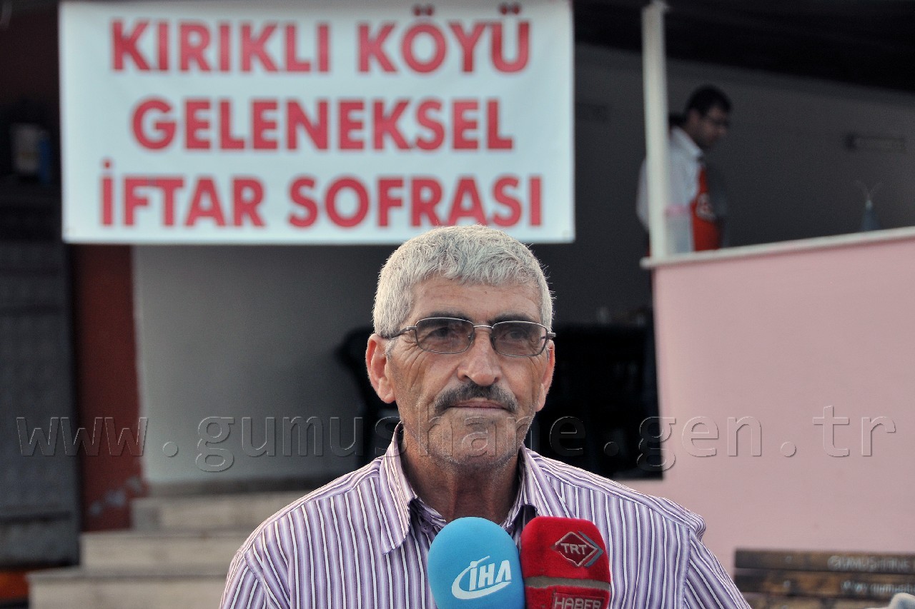 8 Yıldır Yoldan Geçene Ücretsiz İftar Veriliyor 5