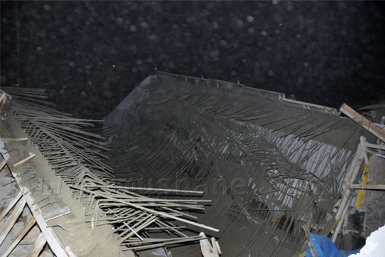 Gümüşhane-Trabzon Karayolunda Köprü Çöktü: 2 Yaralı 1