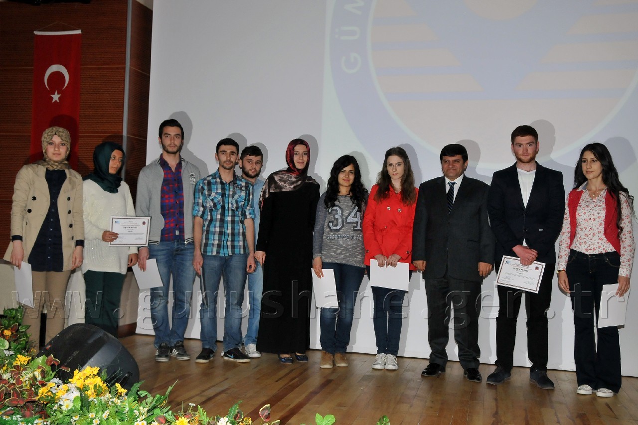 Gümüşhane'de 650 Üniversite Öğrencisi Girişimcilik Sertifikası Aldı 5