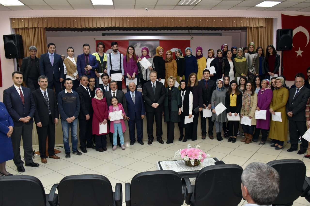 Gümüşhane’de İşaret Dili Kursu Sertifika Töreni Yapıldı 31