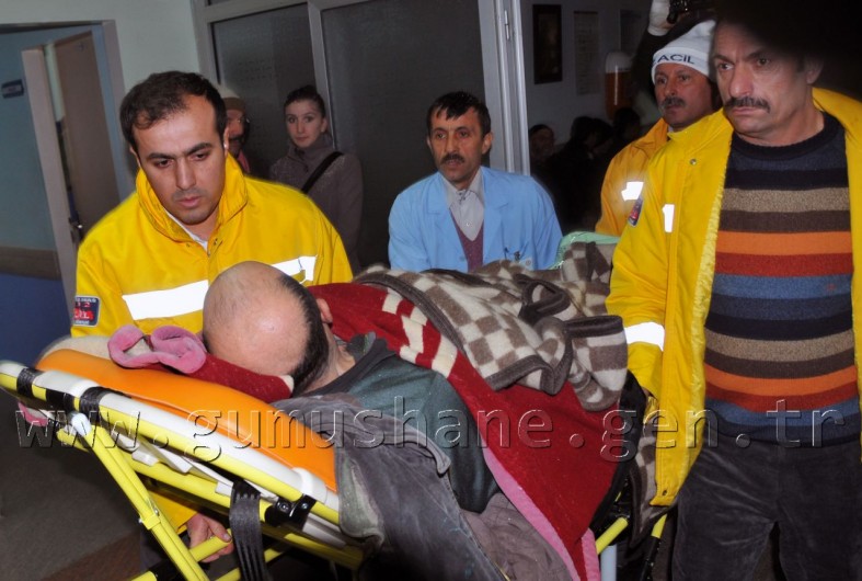 Dağda Mahsur Kalan Köylüler 3 Saatlik Operasyon İle Kurtarıldı 9