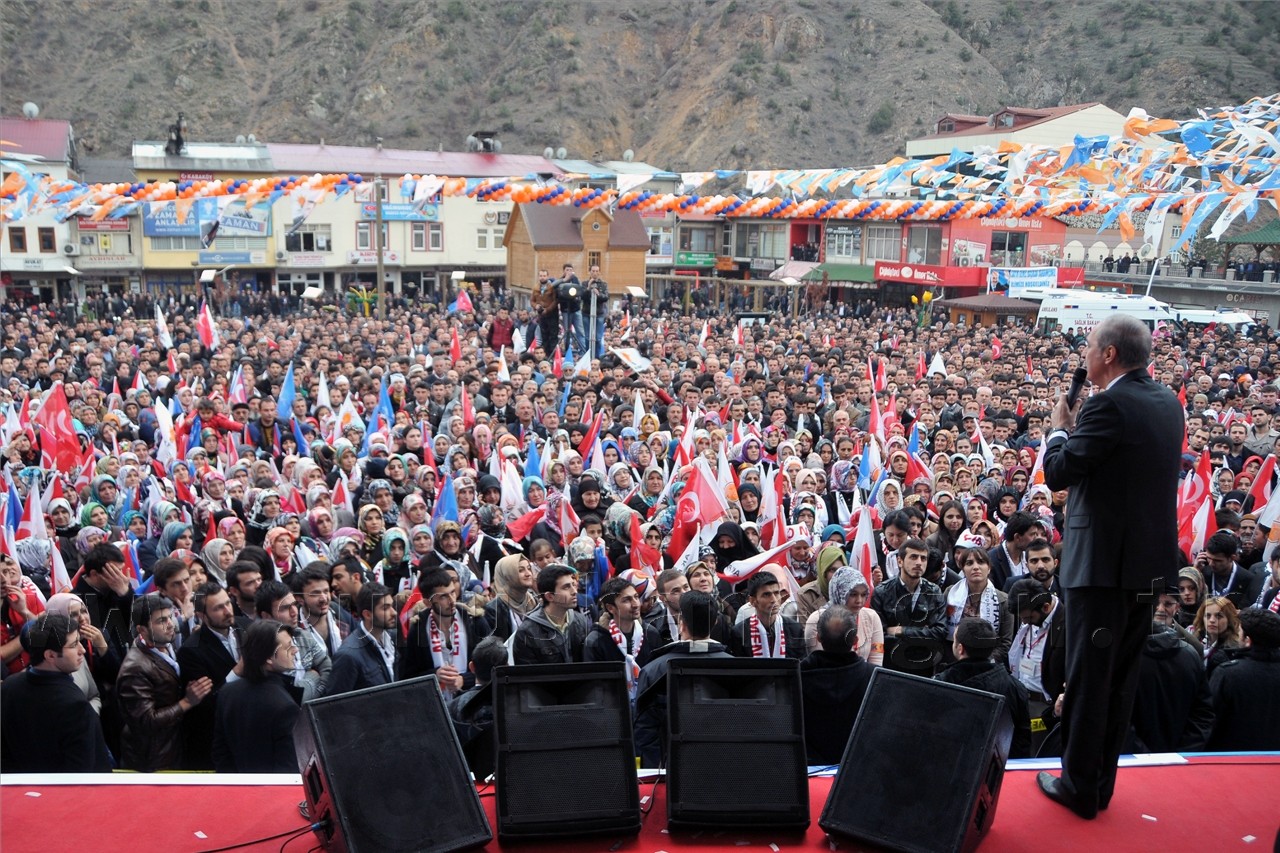 AK Parti Genel Başkan Yardımcısı Numan Kurtulmuş Gümüşhane'de 3