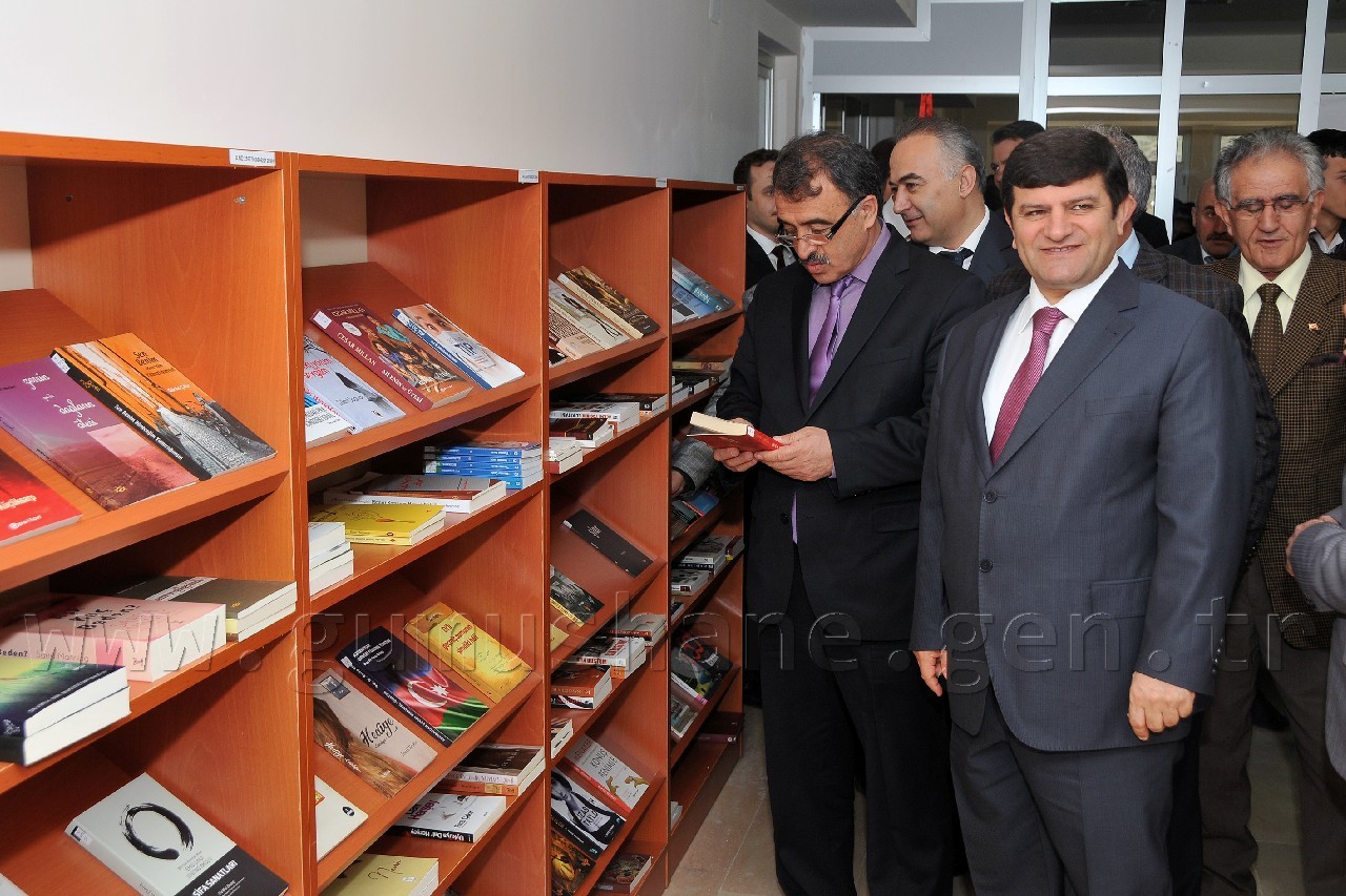 Gümüşhane'ye 2. Kütüphane 1