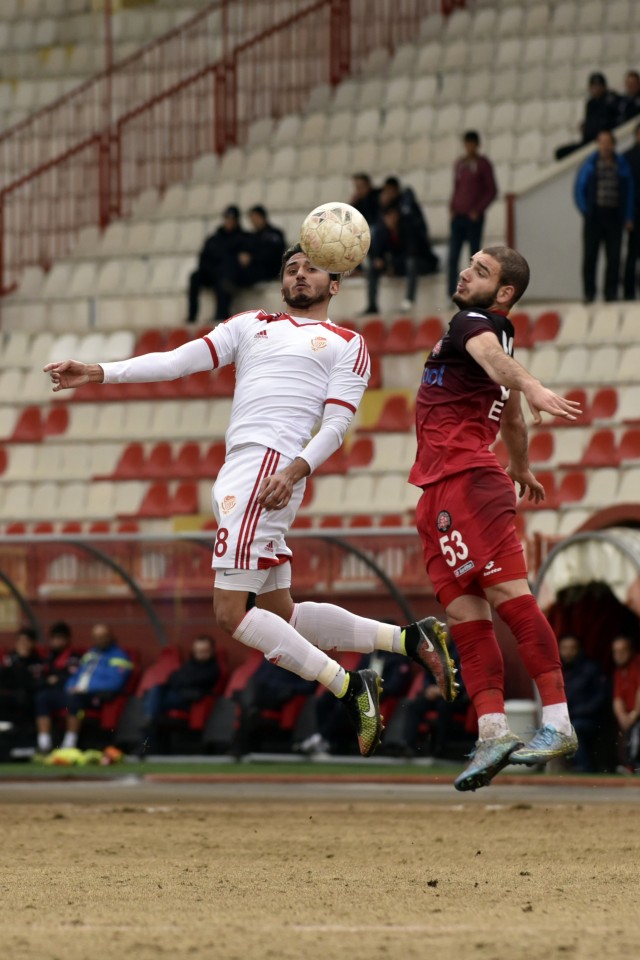 Gümüş'ten kurtuluş hediyesi: 1-0 63