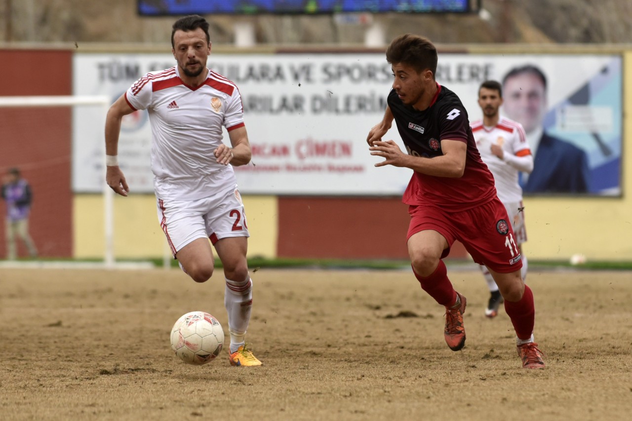 Gümüş'ten kurtuluş hediyesi: 1-0 64