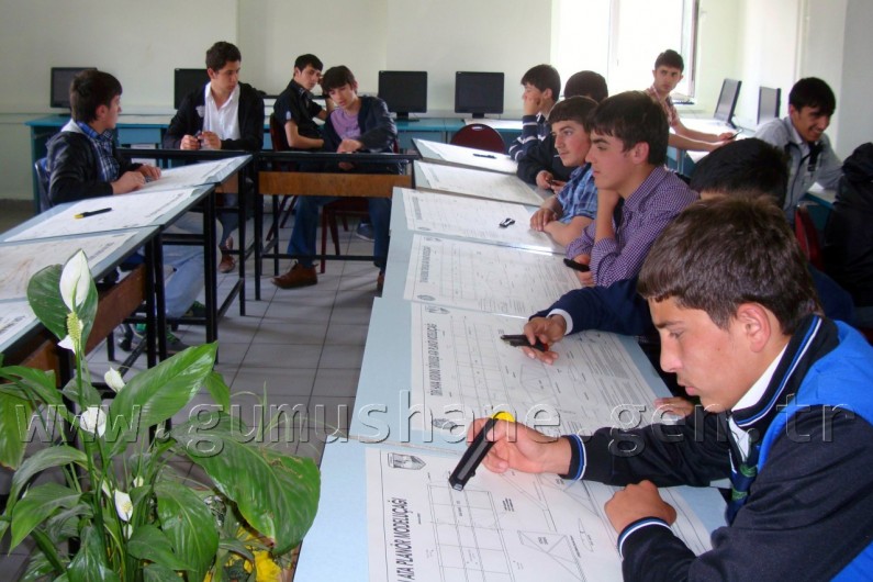 Gümüşhane'de Model Uçak Kursu Başladı 3