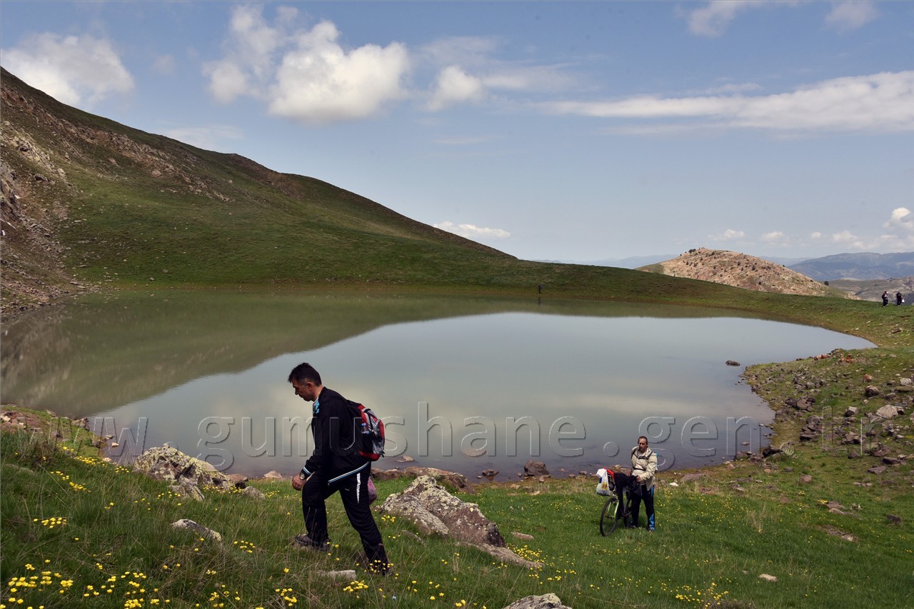 Gümüşhaneli Dağcılar Göller Bölgesine Yürüdü 2
