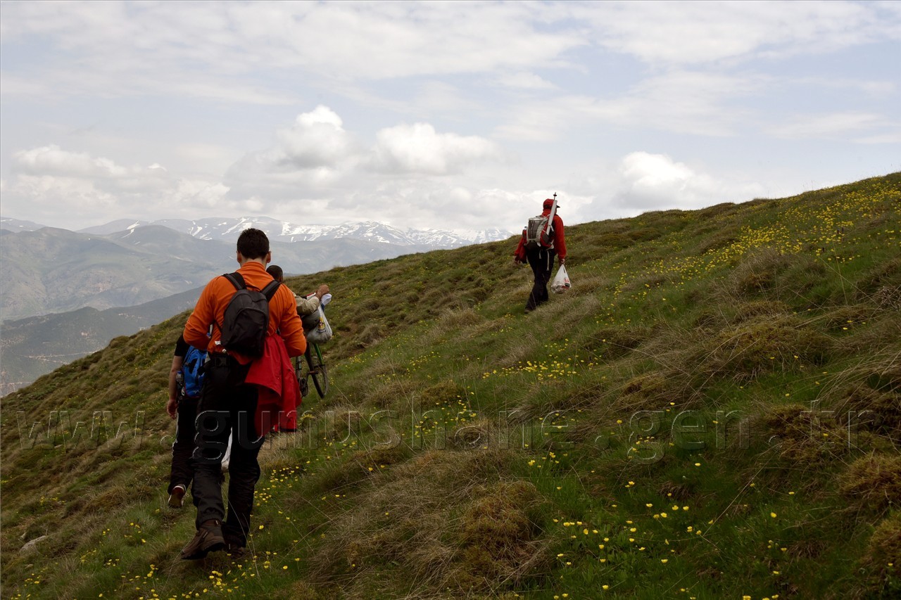 Gümüşhaneli Dağcılar Göller Bölgesine Yürüdü 3