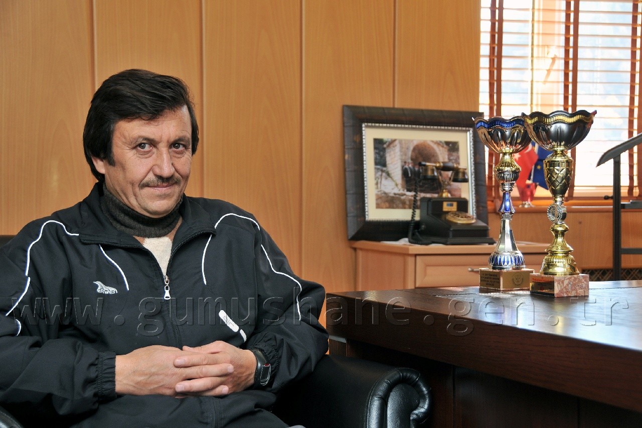 Şampiyon Maratoncudan Vali Mayda'ya Ziyaret 3