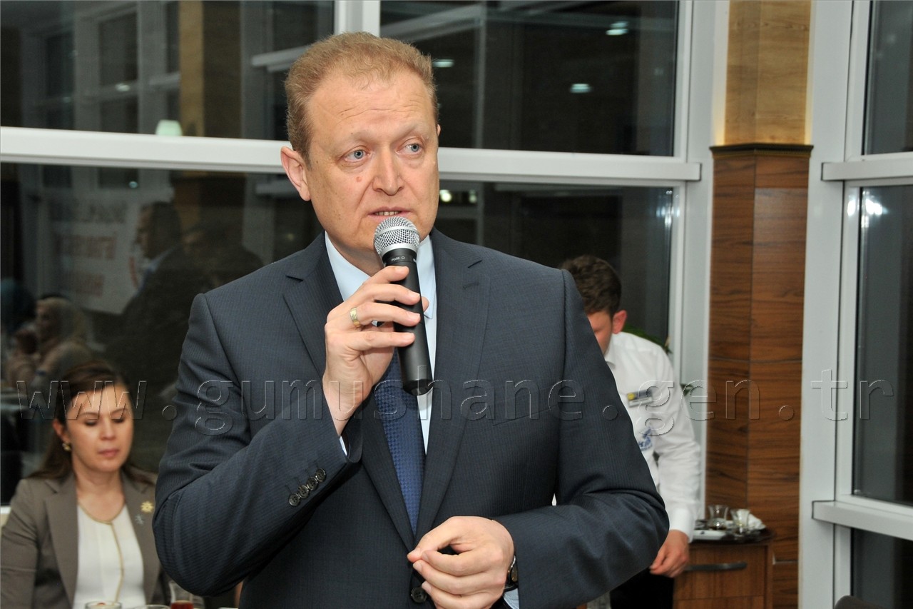 Gümüşhane İl Milli Eğitim Şube Müdürü Ve Şefi İçin Veda Töreni Düzenlendi 4