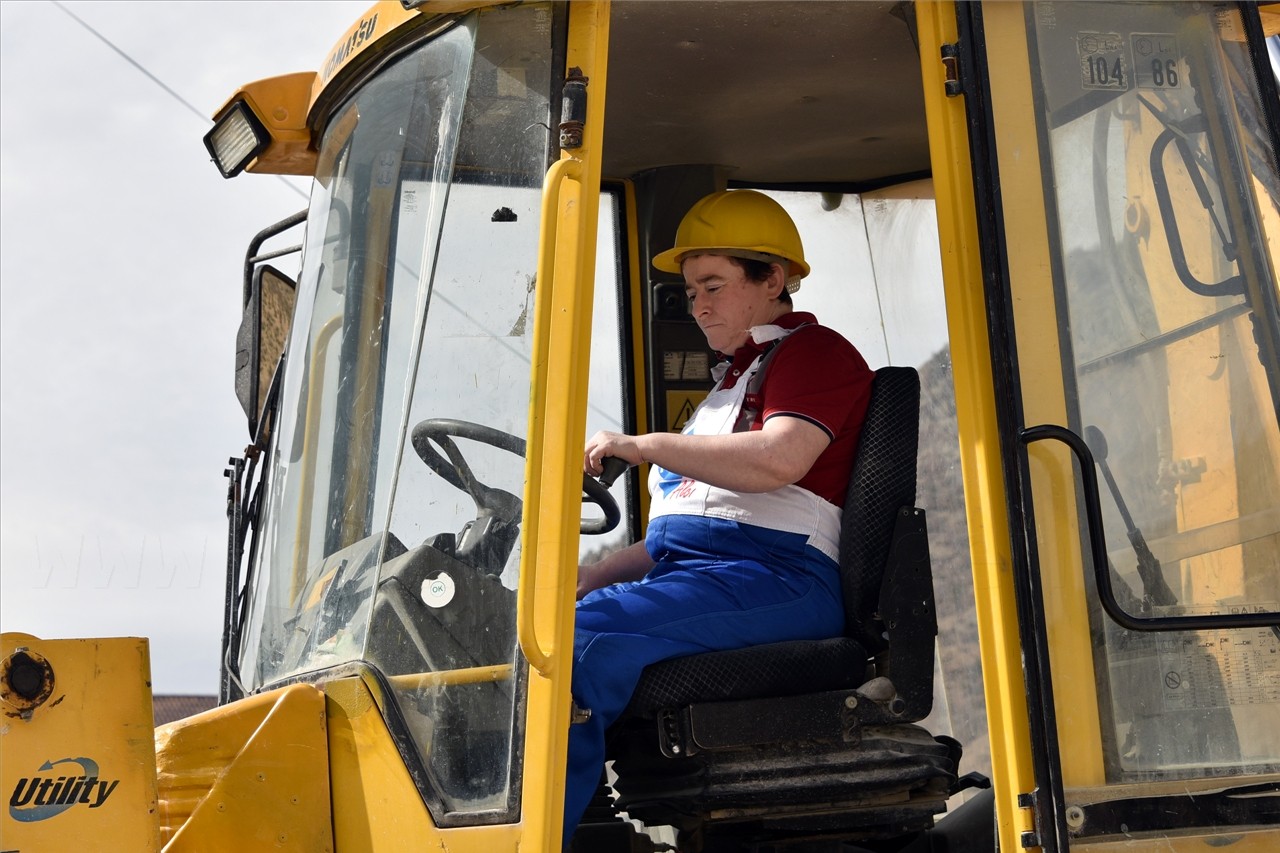 Gümüşhane'de mermerin efendisi bir kadın 7