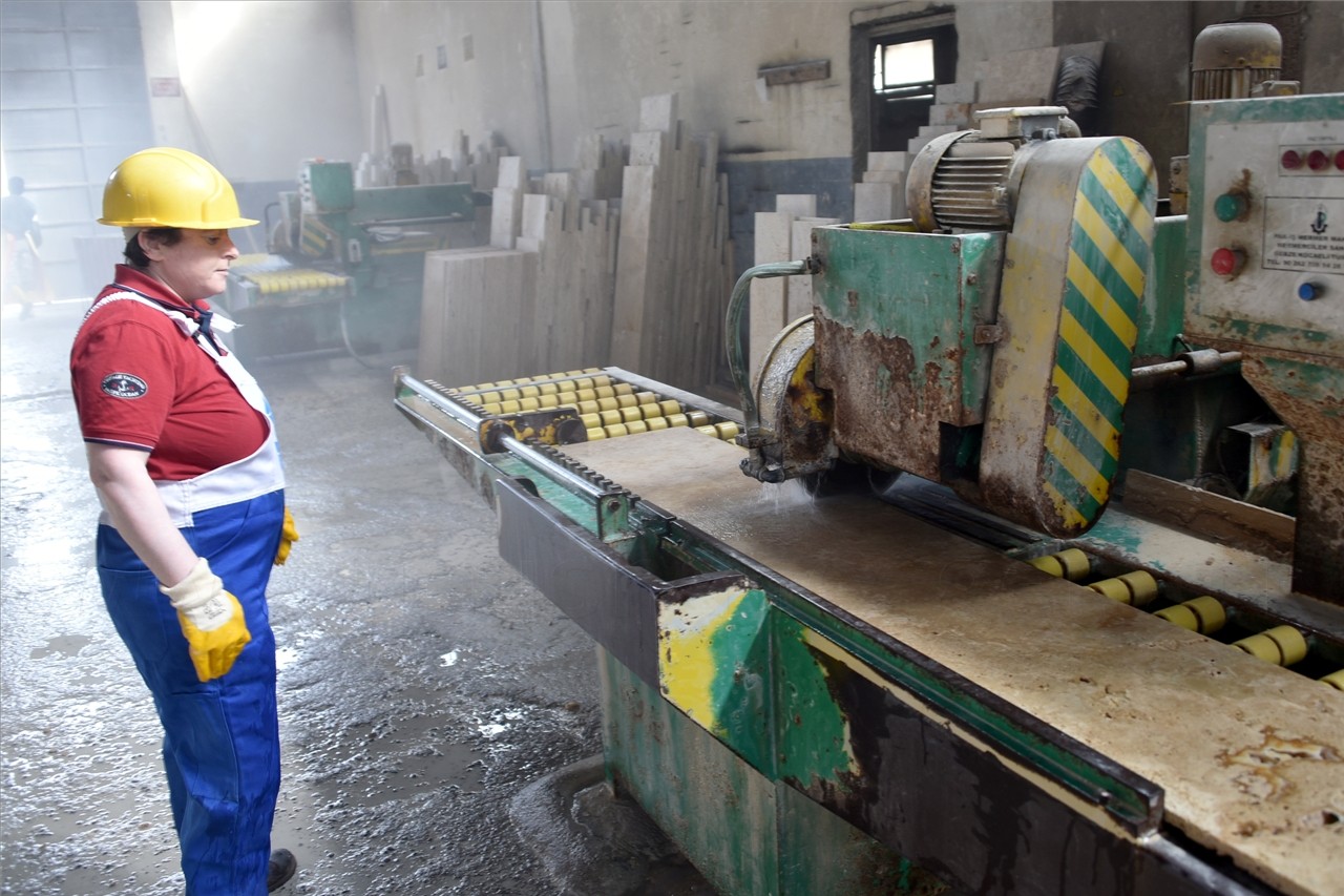 Gümüşhane'de mermerin efendisi bir kadın 9