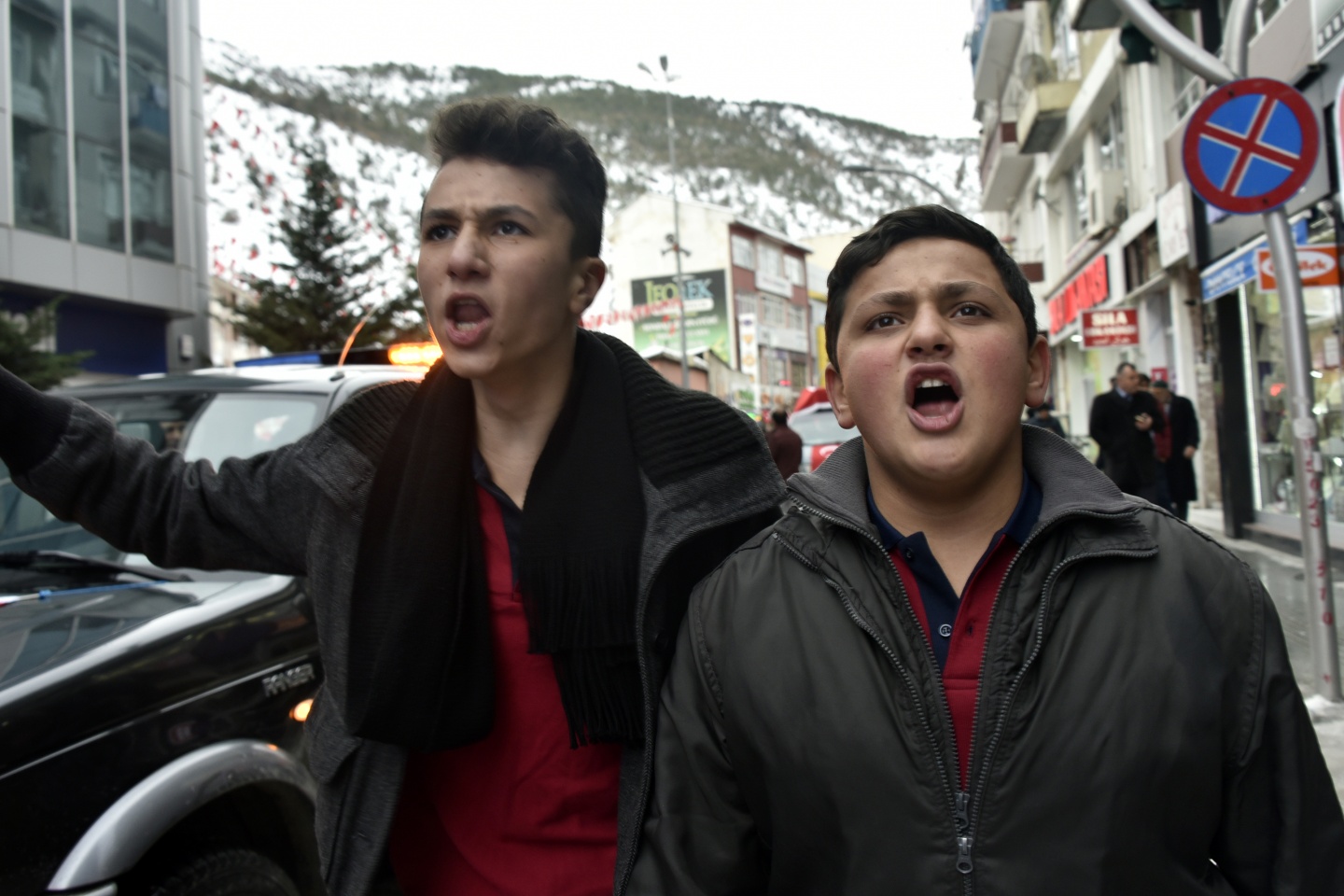 Gümüşhane'de 10 bin kişi terörü lanetledi 14