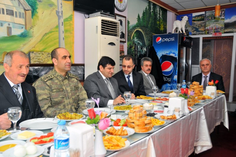 Gümüşhane Protokolü Muhtarlarla Toplandı 1