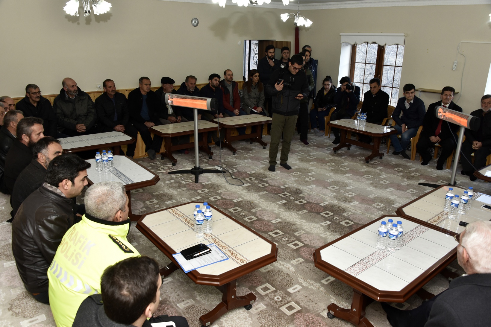 Akçakale’de mahalle toplantısı 4