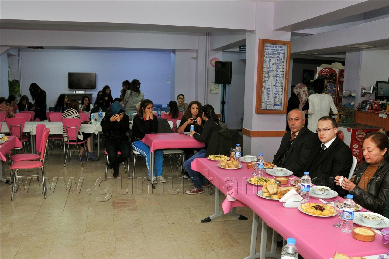 Vali Mayda Üniversite Öğrencileri İle Buluştu 6