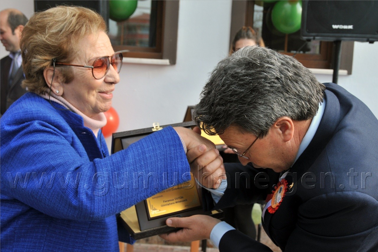 Kelkit'te Ülker ve Kemalettin Başar Anaokulu Hizmete Açıldı 6