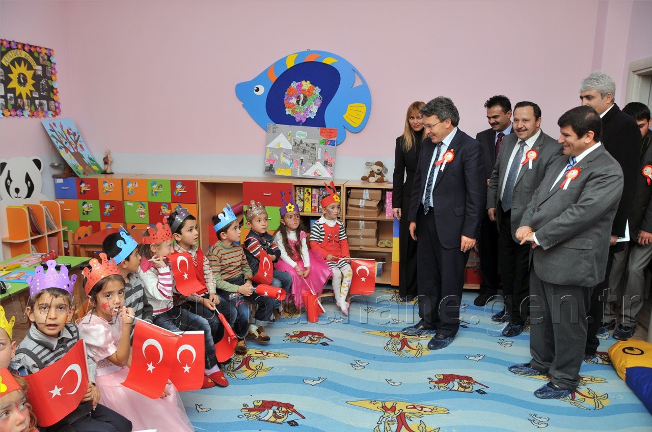 Kelkit'te Ülker ve Kemalettin Başar Anaokulu Hizmete Açıldı 7