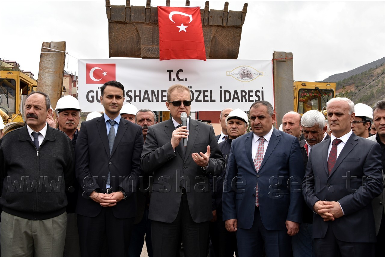 Gümüşhane İl Özel İdaresinde İş Sezonu Dualarla Açıldı 6