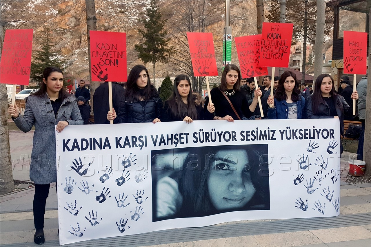 Gümüşhane’de Üniversite Öğrencileri Özgecan Ve Fırat İçin Yürüdü 1