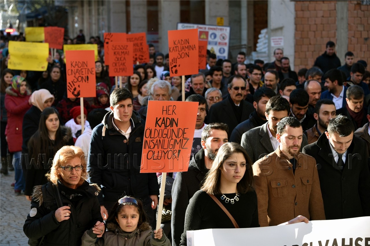 Gümüşhane’de Üniversite Öğrencileri Özgecan Ve Fırat İçin Yürüdü 5