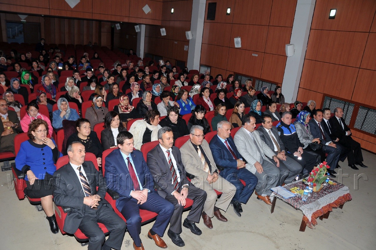 Türk Kadınlar Birliği Tarafından Panel Düzenlendi 2