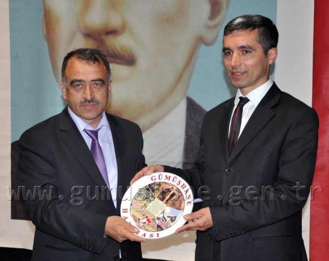 Demokrasi Şehitlerine Saygı Paneli Düzenlendi 7