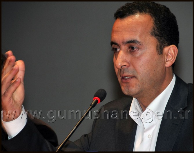 “Yol Ayrımındaki Türkiye ve Sivil Anayasa” Konulu Panel 5