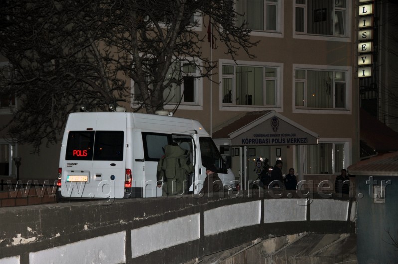 Gümüşhane-Trabzon Karayolunda Şüpheli Paket 1