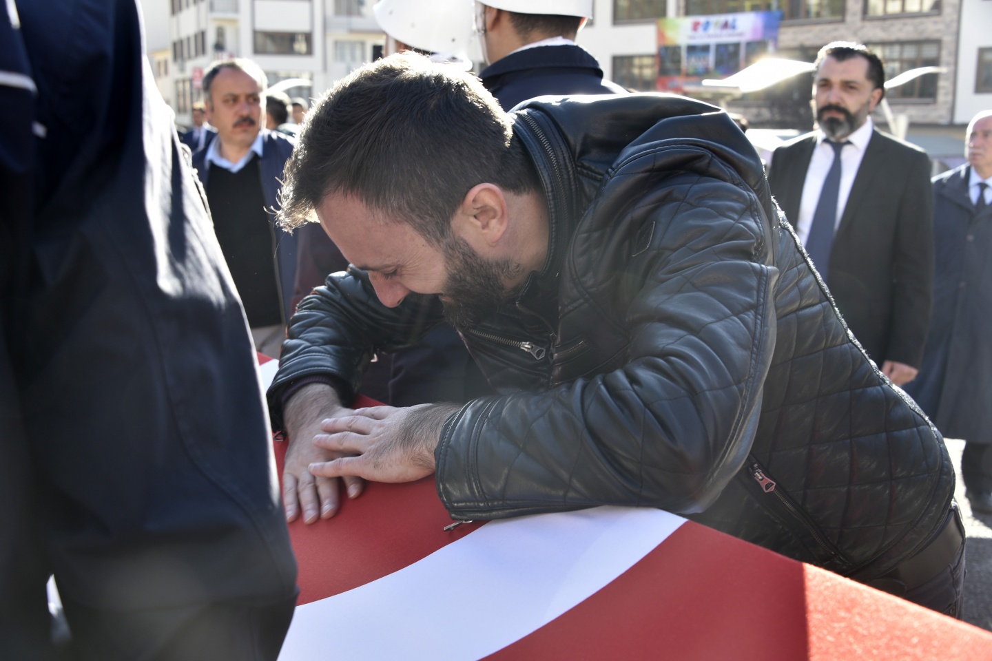Şehit Baş Polis Memuru memleketine uğurlandı 20