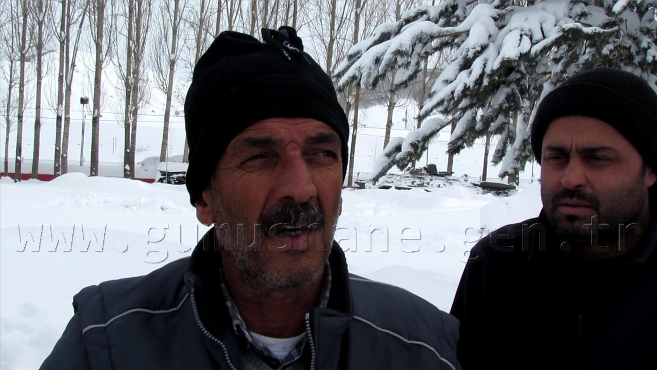 Pöske Dağında tır sürücüleri karayollarına isyan etti 6