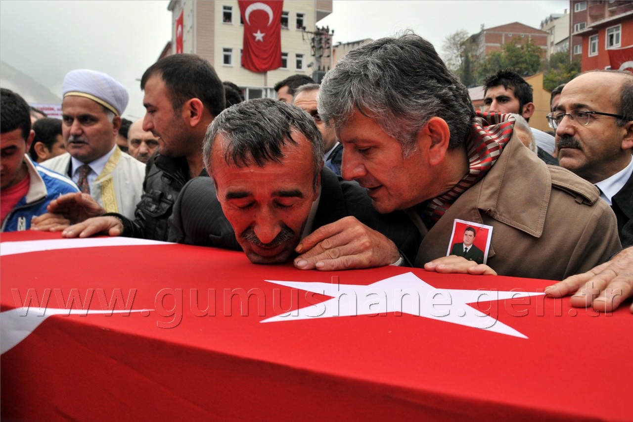 Şehidimizi Binler Uğurladı... 1