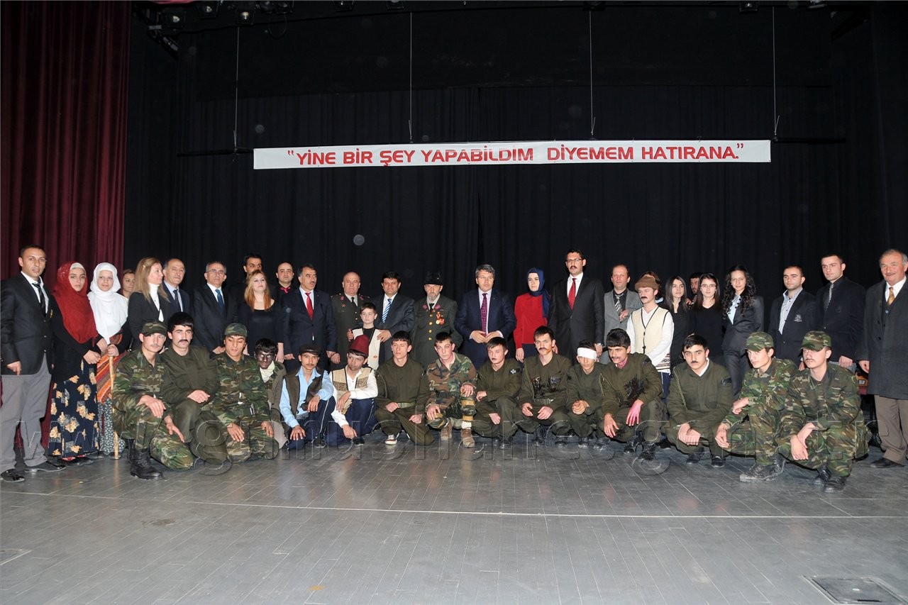 Bir gider, bin geliriz... 12