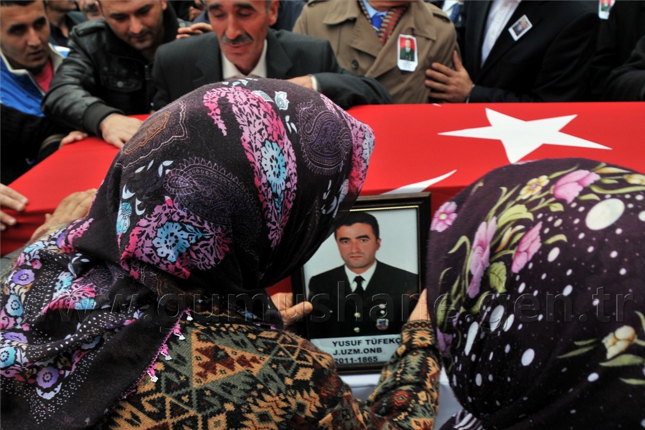 Şehidimizi Binler Uğurladı... 25