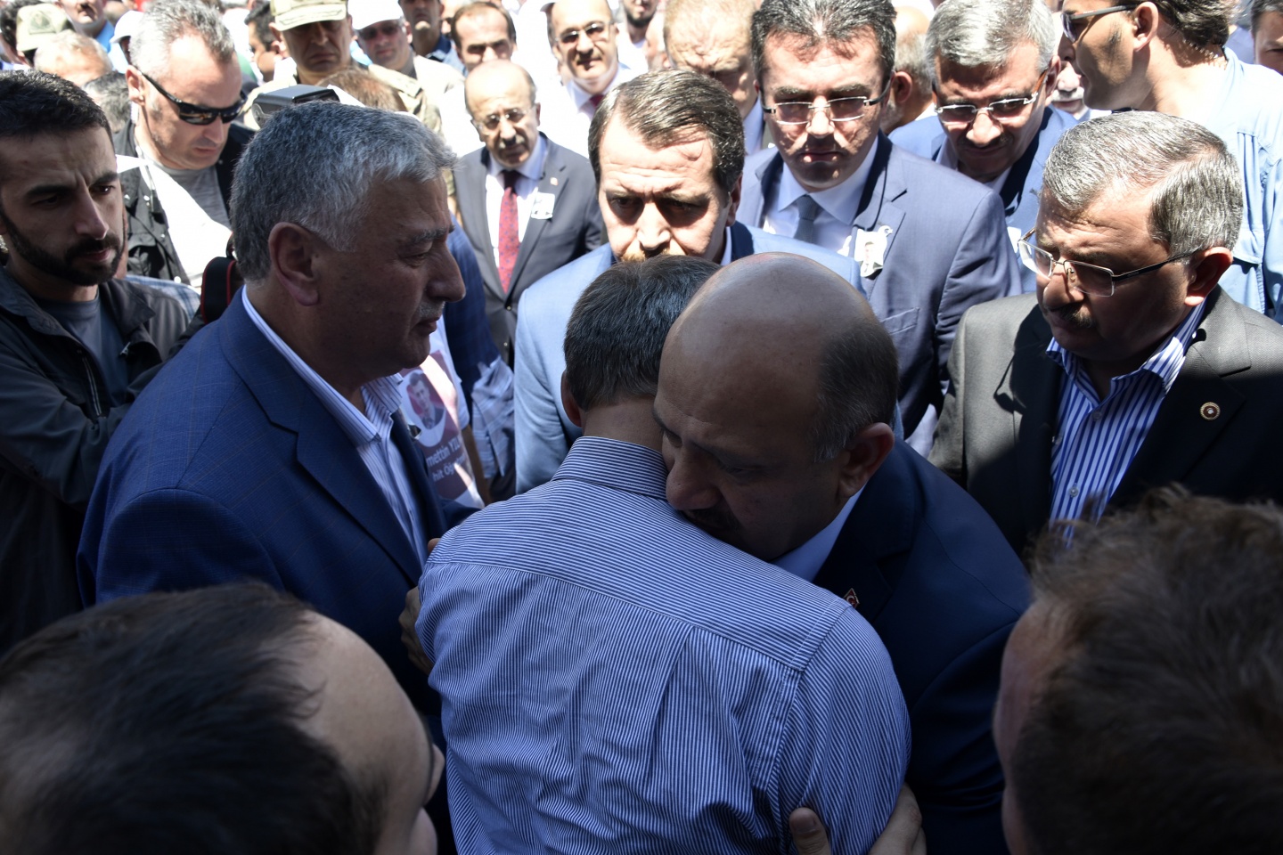 Şehit öğretmenimiz son yolculuğuna uğurlandı 26