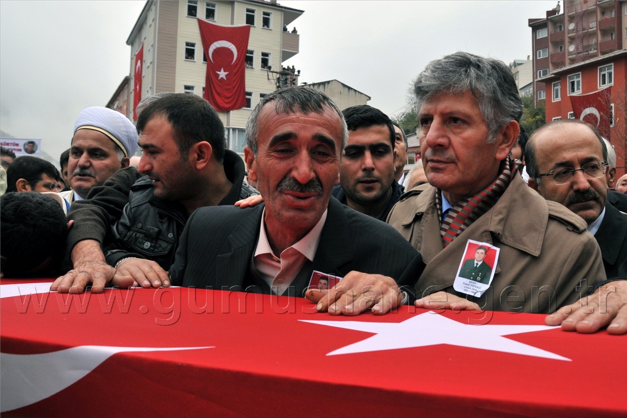 Şehidimizi Binler Uğurladı... 28