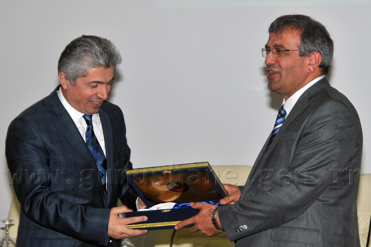 Osmanlı Bilim ve Düşünce Tarihi Sempozyumu Başladı 5