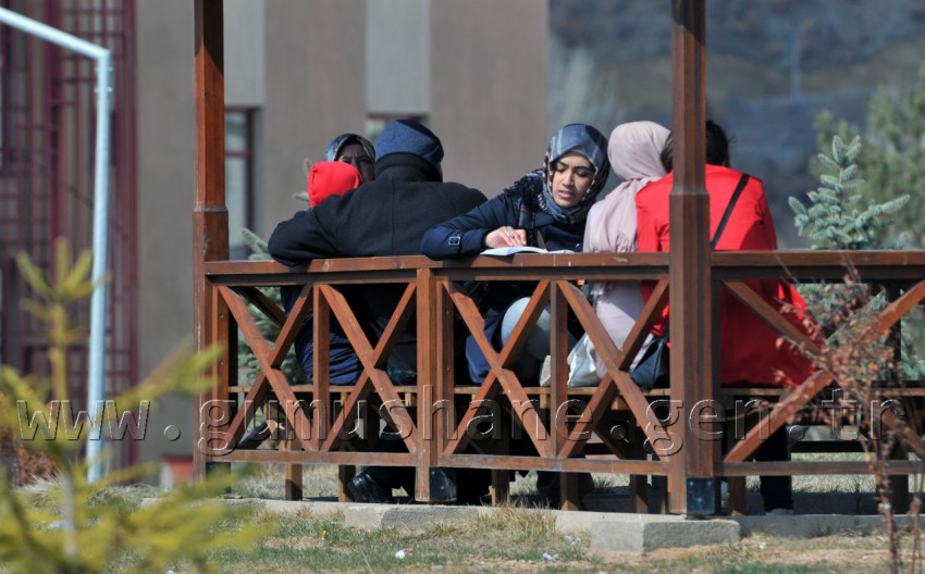 Gümüşhane'de YGS Sorunsuz Tamamlandı 4