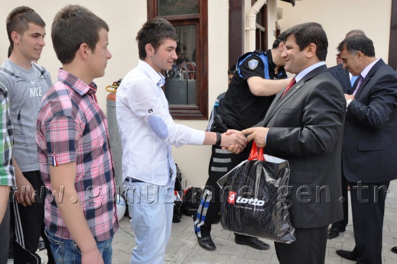 Gümüşhane'de Gençlik Evi Açıldı 3