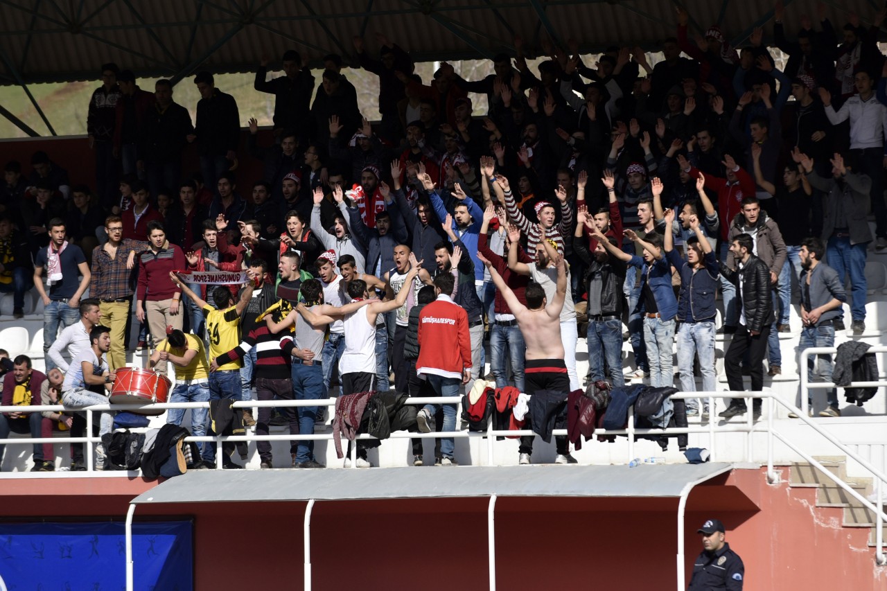 Gümüş evinde kral: 2-0 61