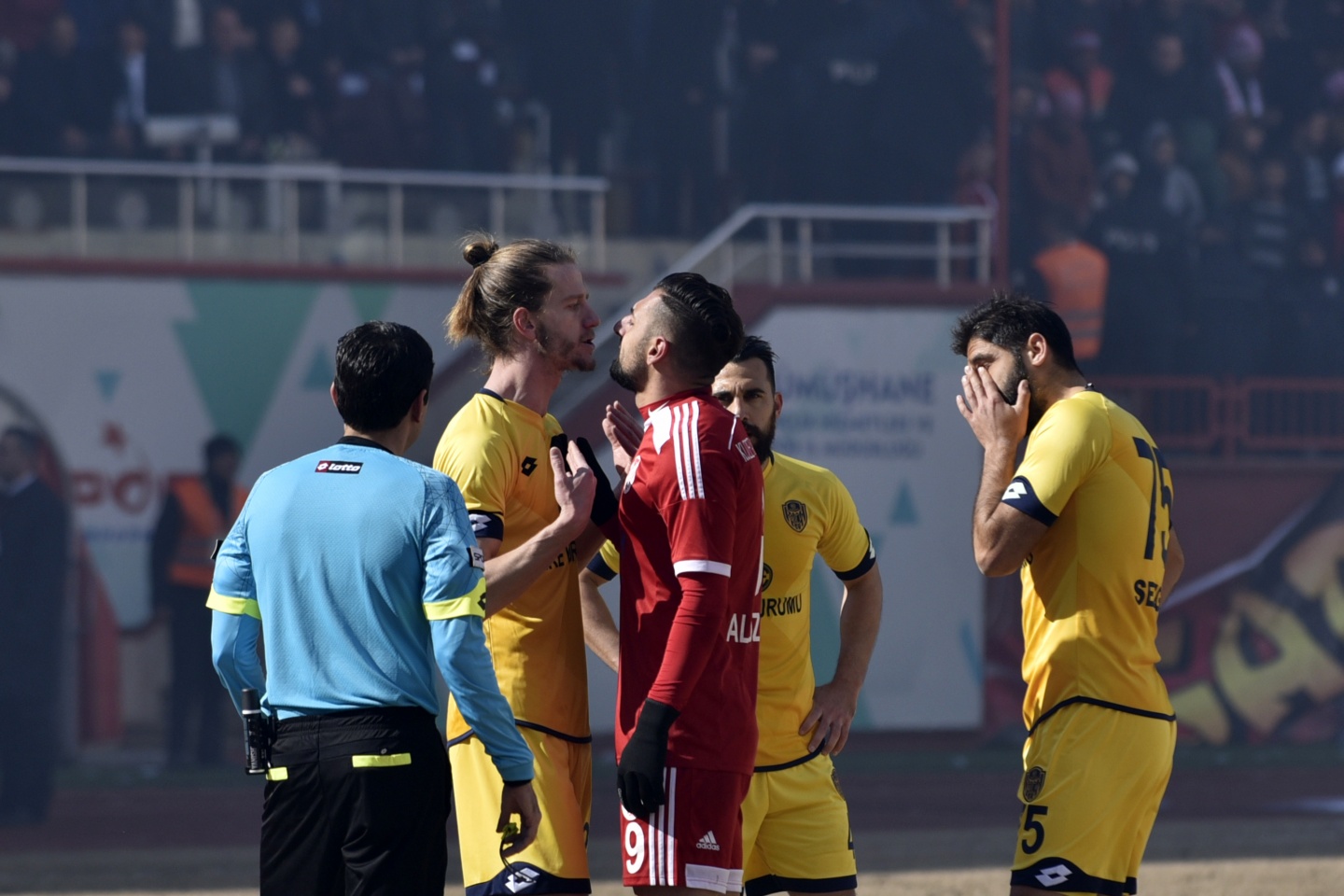 Gümüş Ankara'yı aştı: 2-1 9