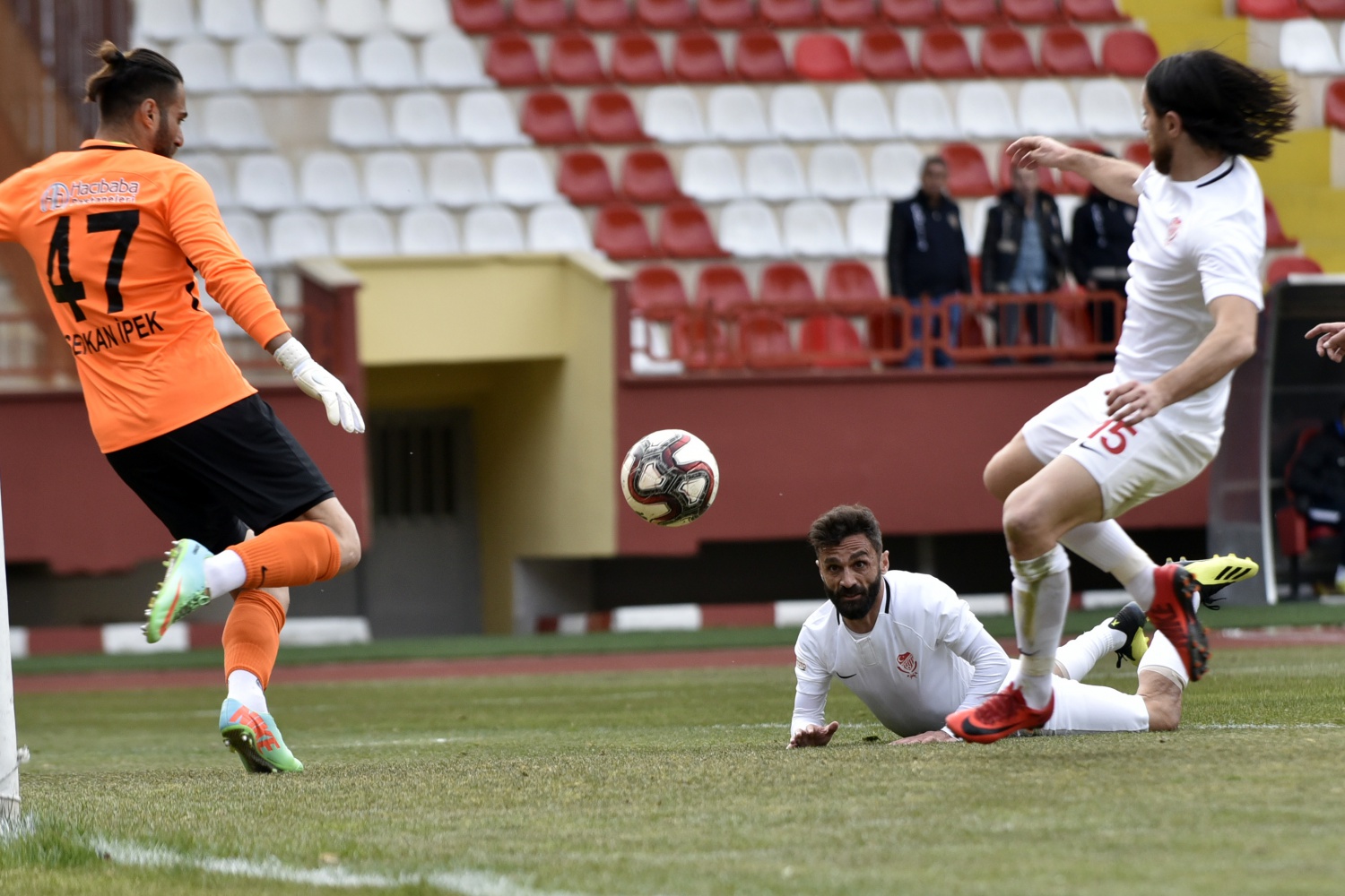 Gümüş 1 puana razı oldu: 0-0 92