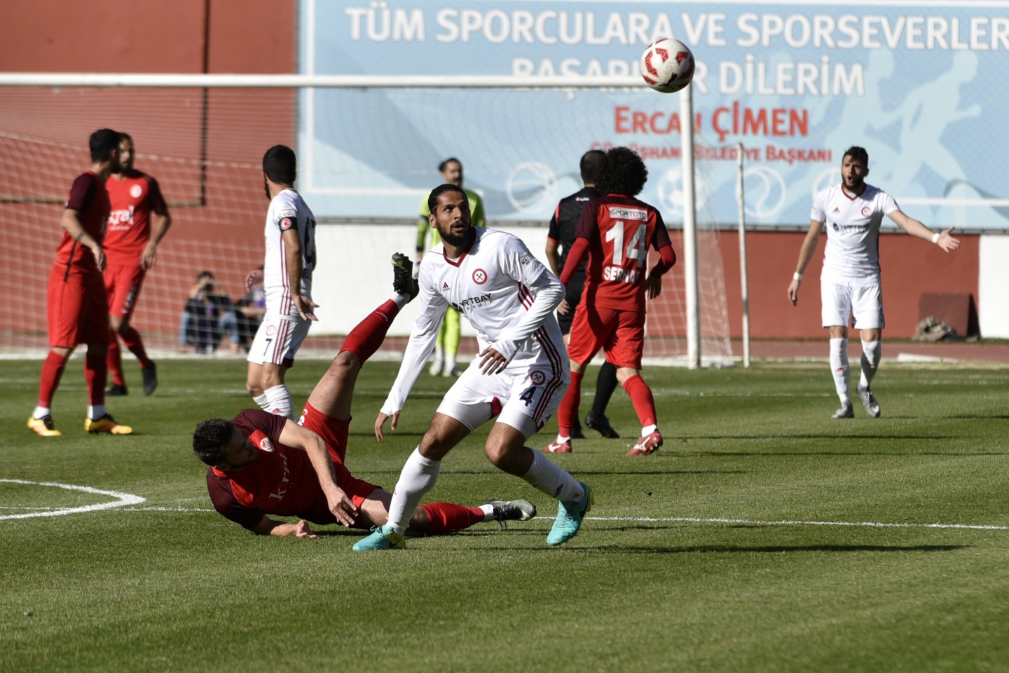 Gümüş 3 puanı 3 golle aldı: 3-2 39