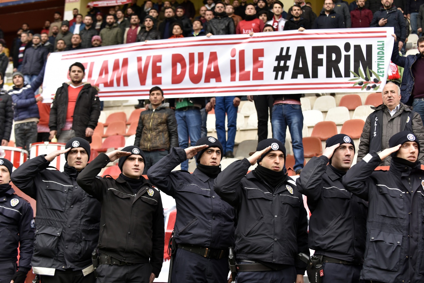 Gümüş'ten muhteşem dönüş: 4-1 71