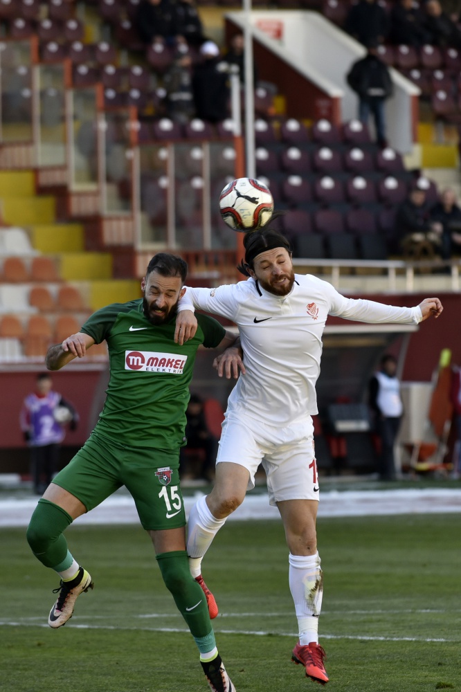 Gümüş kötü başladı: 0-1 26