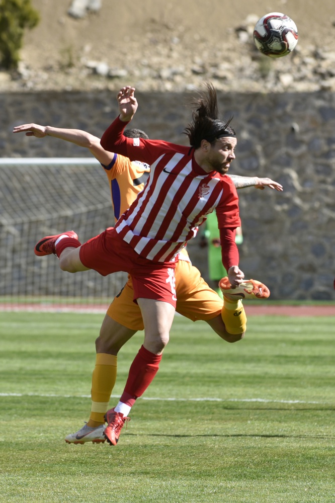 Gümüş, Eyüp'le yenişemedi: 1-1 28