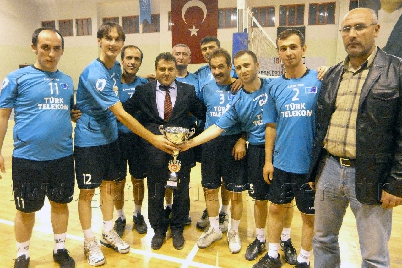 Kurumlar Arası Voleybol Turnuvası Sona Erdi 21