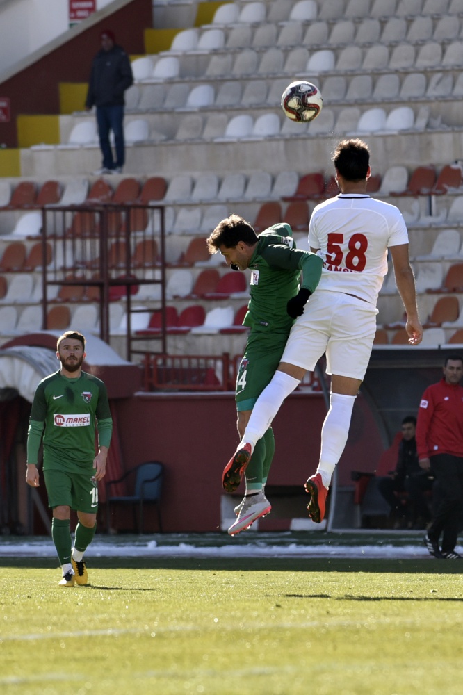 Gümüş kötü başladı: 0-1 31