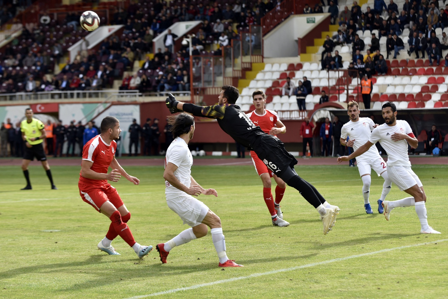 Gümüş evinde 1 puana razı oldu: 1-1 73